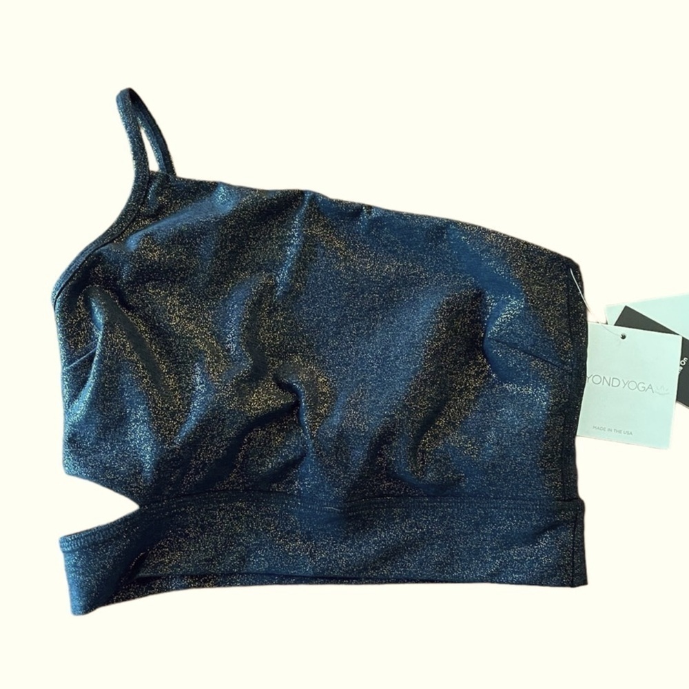 Beyond Yoga SoftShine Wanderlust Cropped Asymmetrical Bra Top Size X-Small NWT - Picture 3 of 7